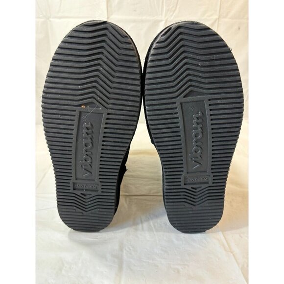 BEARPAW BLACK SUEDE SHEEPSKIN/WOOL LINED BOOTS - Picture 8 of 12